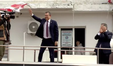 Cumhuriyet Halk Partisi Genel Başkanı Özgür Özel’den Emekliye Bayram İkramiyesi Tepkisi : “Yazıklar Olsun, Recep Tayyip Erdoğan”