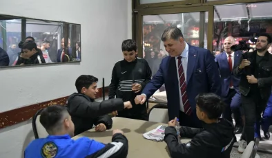 CHP İzmir Büyükşehir Belediye Başkan Adayı Dr. Cemil Tugay Gaziemir’de Buluştu