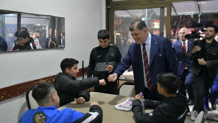 CHP İzmir Büyükşehir Belediye Başkan Adayı Dr. Cemil Tugay Gaziemir’de Buluştu