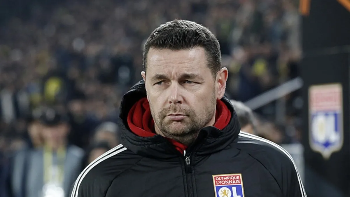 Olimpik Lyon’da Pierre Sage dönemi sona erdi